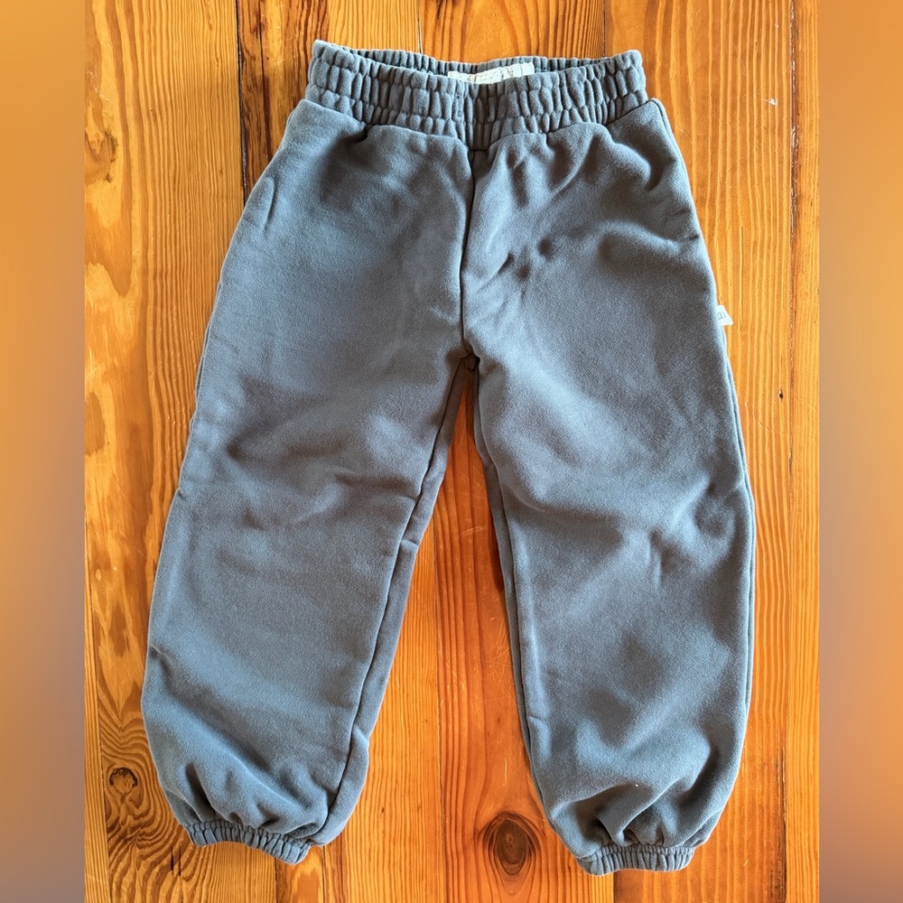 Minimalist Folk joggers